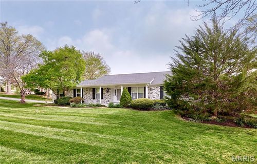 668 Stablestone Dr, Chesterfield, MO, 63017-2730 | Card Image