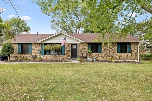 2210 Lynwood Dr, Greenbrier, TN, 37073-4557 | Card Image