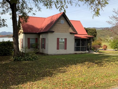 96 Connaheta Ave, Andrews, NC, 28901-9606 | Card Image