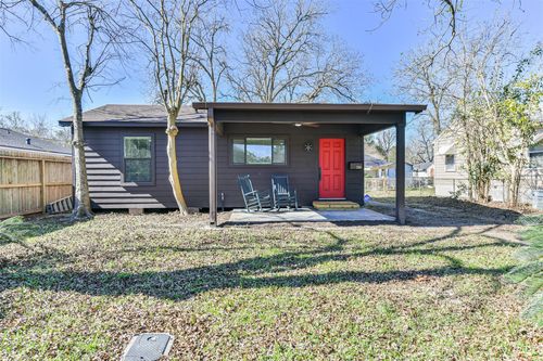 2416 S San Antonio St, Pearland, TX, 77581-4036 | Card Image