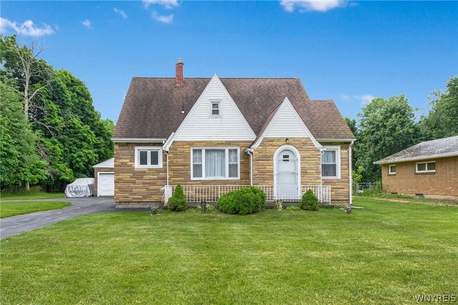 1419 Maple Road, House other with 4 bedrooms, 1 bathrooms and null parking in Amherst NY | Image 1