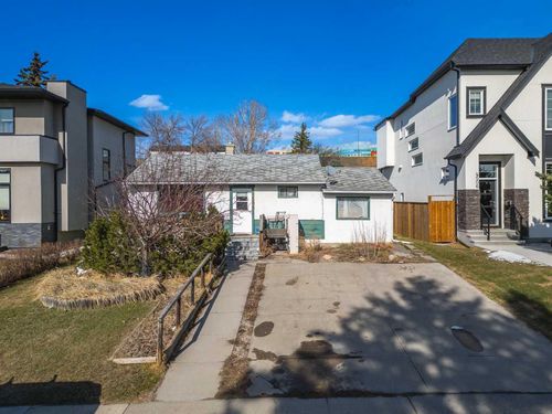 4508 21 Avenue Avenue Nw, Home with 2 bedrooms, 1 bathrooms and 4 parking in Calgary AB | Card Image