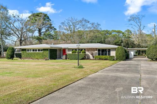 410 W Verbena Ave, Foley, AL, 36535-1963 | Card Image