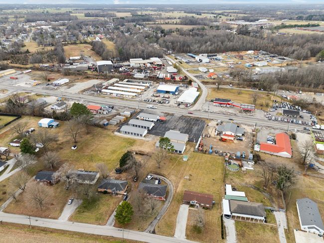 457 N Broadway, Home with 0 bedrooms, 0 bathrooms and null parking in Portland TN | Image 10
