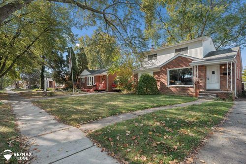 10011 Garvett St, Livonia, MI, 48150-3298 | Card Image