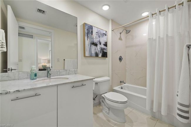 APT-2907 - 3000 Oasis Grand Blvd, Condo with 3 bedrooms, 3 bathrooms and 1 parking in FORT MYERS FL | Image 17