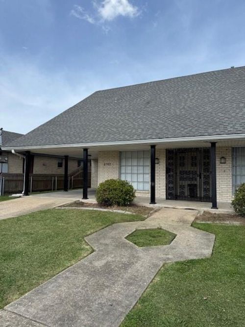 3707 Saratoga Dr, Metairie, LA, 70002-7031 | Card Image