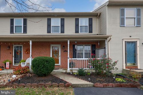 6 Tiffany Ln, Lebanon, PA, 17046-3813 | Card Image