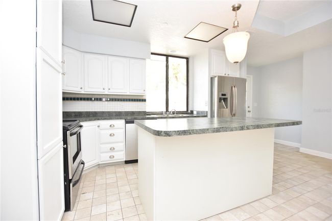 1127 Oakhill St, House other with 3 bedrooms, 2 bathrooms and null parking in LAKELAND FL | Image 10