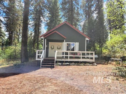 4 Shadow Ln, Garden Valley, ID, 83622-5204 | Card Image