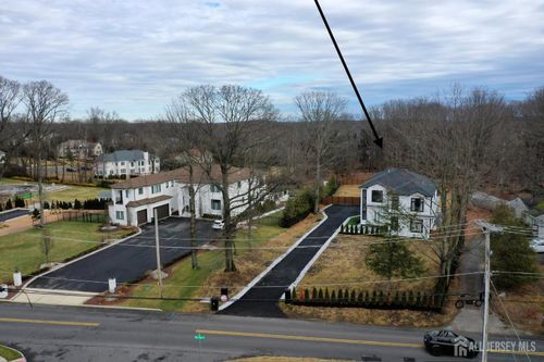 93 Buckley Rd, Marlboro, NJ, 07746-2168 | Card Image