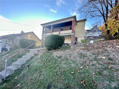 202 Belle Ave, Toronto, OH, 43964-1422 | Card Image