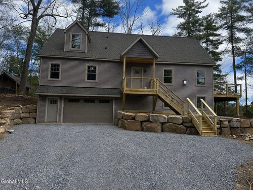 6 Middle Rd, Lake George, NY, 12845-7401 | Card Image