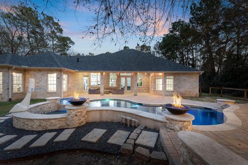 4046 Highland Pass, Montgomery, TX, 77316-2072 | Card Image