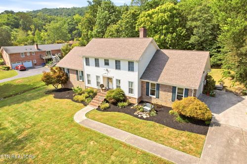 103 Baker Ln, Oak Ridge, TN, 37830-7820 | Card Image