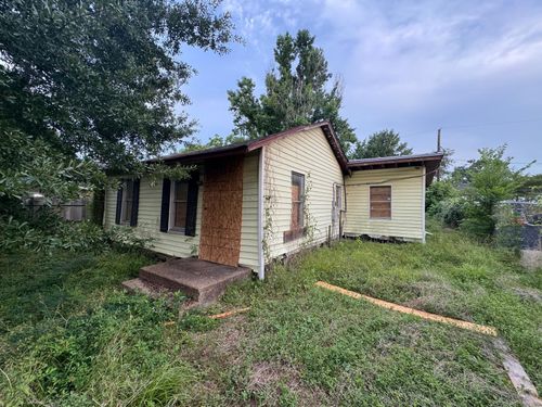 5118 Senior St, Houston, TX, 77016-4134 | Card Image