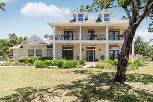 2442 La Ventana Pkwy, Driftwood, TX, 78619-4263 | Card Image