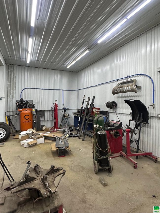 601 E 10 Th St, Home with 0 bedrooms, 0 bathrooms and null parking in Alton IA | Image 26