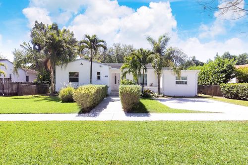 46 Ne 101st St, Miami Shores, FL, 33138-2319 | Card Image
