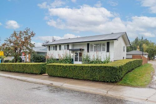 67 Huntham Rd Ne, Calgary, AB, T2K4G2 | Card Image