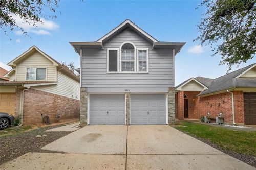 8253 Fuqua Gardens Dr, Houston, TX, 77075-4052 | Card Image