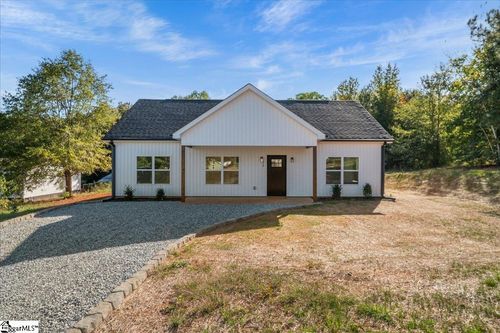 115 Dogwood Farms Ct, Townville, SC, 29689-3745 | Card Image