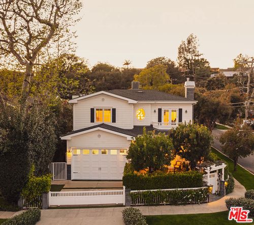 361 N Bowling Green Way, Los Angeles, CA, 90049-2847 | Card Image
