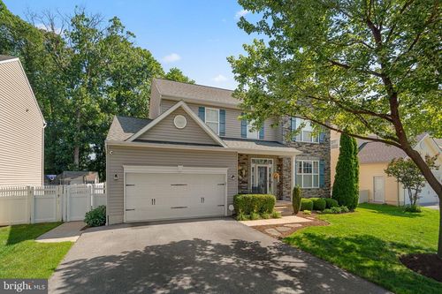 118 Sylvan Ave, Millersville, MD, 21108-1802 | Card Image