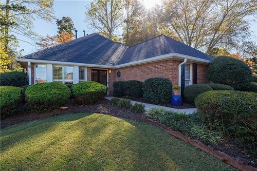 285 N Farm Dr, Alpharetta, GA, 30004-4028 | Card Image