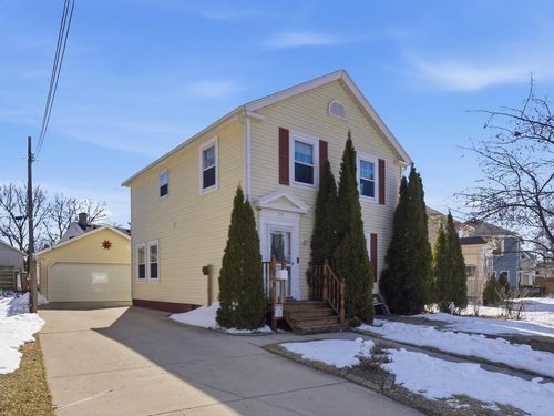 519 Riverview Drive, Manitowoc, WI, 54220 | Card Image