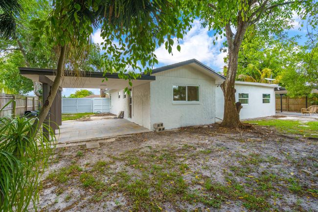 849 Royal Palm Beach Blvd, House other with 4 bedrooms, 3 bathrooms and null parking in Royal Palm Beach FL | Image 31