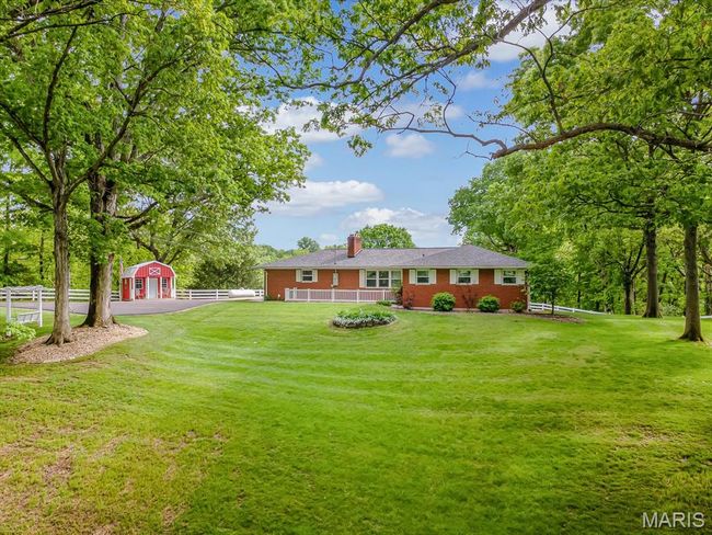3004 Hh Rd, House other with 2 bedrooms, 4 bathrooms and 2 parking in Waterloo IL | Image 13