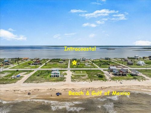 1026 N Gayle St, Gilchrist, TX, 77617 | Card Image
