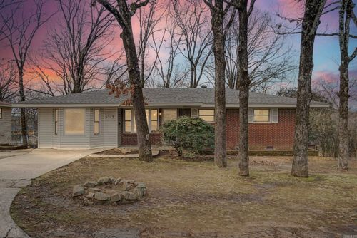 6313 Iroquois Dr, North Little Rock, AR, 72116-5785 | Card Image