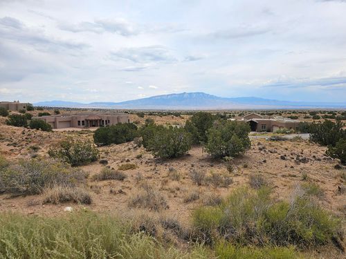 2410 Desert Zinnia Rd, Rio Rancho, NM, 87144-2552 | Card Image