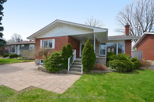 866 Claude St, Ottawa, ON, K1K2S6 | Card Image