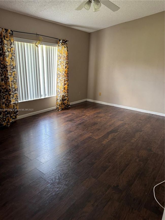 3313 Inverrary Blvd W, Townhouse with 3 bedrooms, 2 bathrooms and null parking in Lauderhill FL | Image 8
