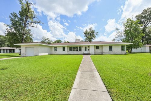 1604 Shady Oaks Dr, Conroe, TX, 77301-1948 | Card Image