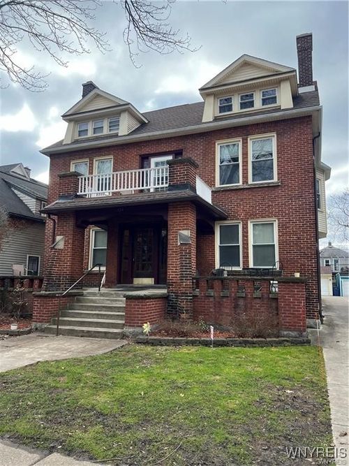 114 Ashland Ave, Buffalo, NY, 14222-2145 | Card Image