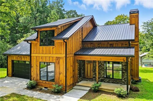 579 Twin Mountain Lake Cir, Talking Rock, GA, 30175-6532 | Card Image
