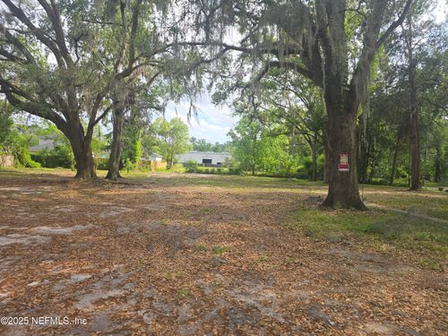 8576 Osteen St, Jacksonville, FL, 32210-6444 | Card Image