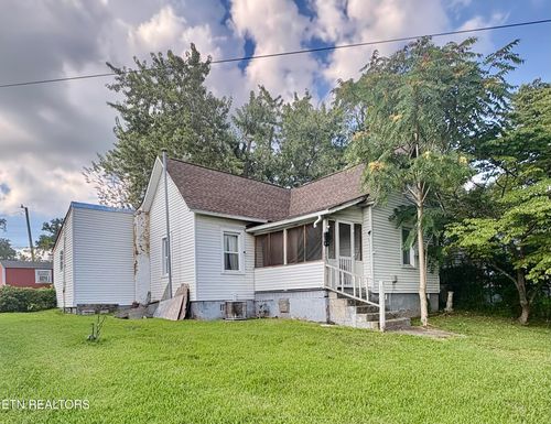 2101 Lawson Ave, Knoxville, TN, 37917 | Card Image