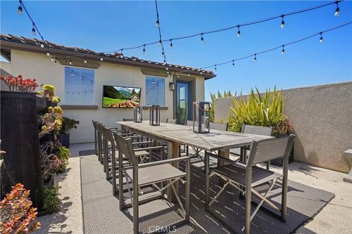 820 E Santa Ana St, Anaheim, CA, 92805-4148 | Card Image