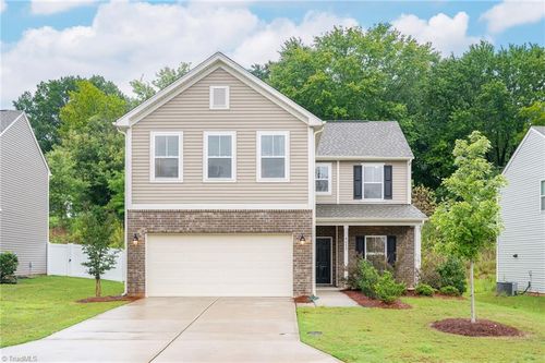 4682 Wesmar Ct, Pfafftown, NC, 27040-9850 | Card Image