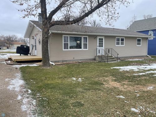 107 Galchutt St, Galchutt, ND, 58075-8109 | Card Image