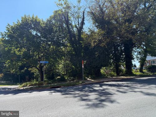 2325 Market St, HARRISBURG, PA, 17103-2410 | Card Image