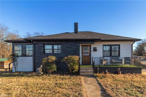 4043 Old Highway 601, Dobson, NC, 27017-8786 | Card Image