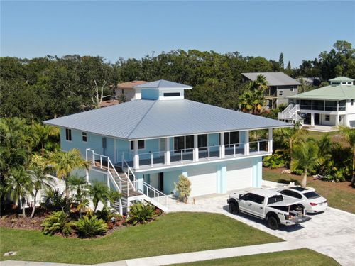 406 Shore Dr W, OLDSMAR, FL, 34677-3418 | Card Image