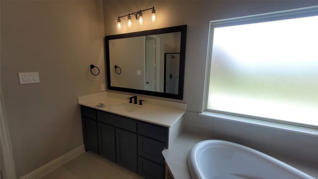 6821 Hayes Rd, House other with 4 bedrooms, 3 bathrooms and null parking in Midlothian TX | Image 9