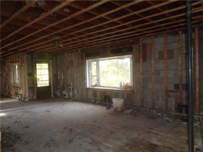 74 Balcom Ave, House other with 3 bedrooms, 3 bathrooms and 3 parking in Warwick RI | Image 11